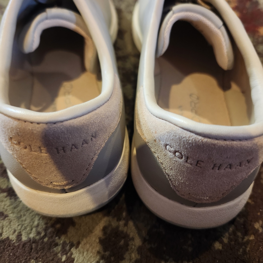 Stylish White Sneakers - Picture 3 of 3